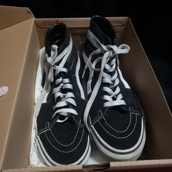 UNISEX High Top Vans - Picture 3 of 5